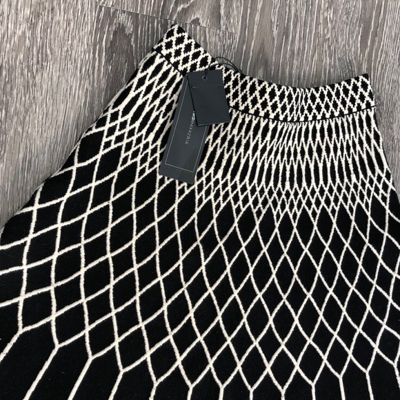 BCBG A-line Skirt - Picture 2 of 3